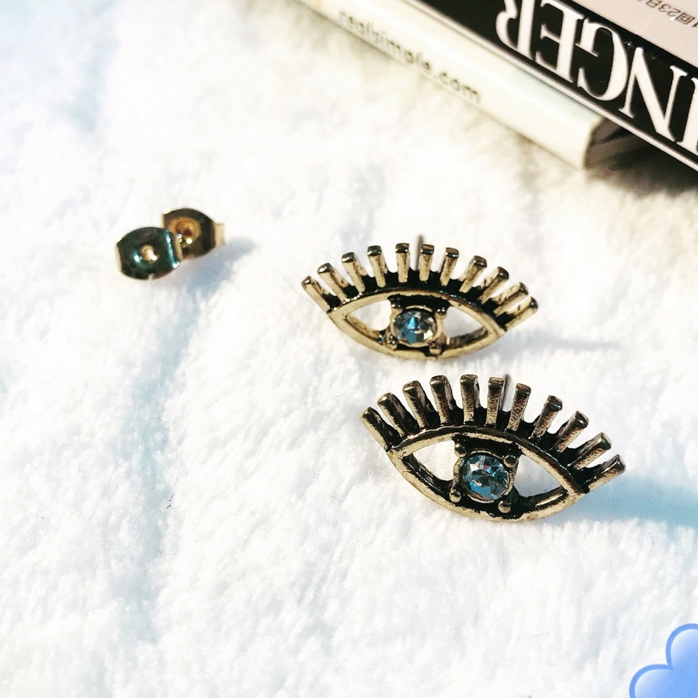 EYES bright like a diamond EARRINGS ✨💎